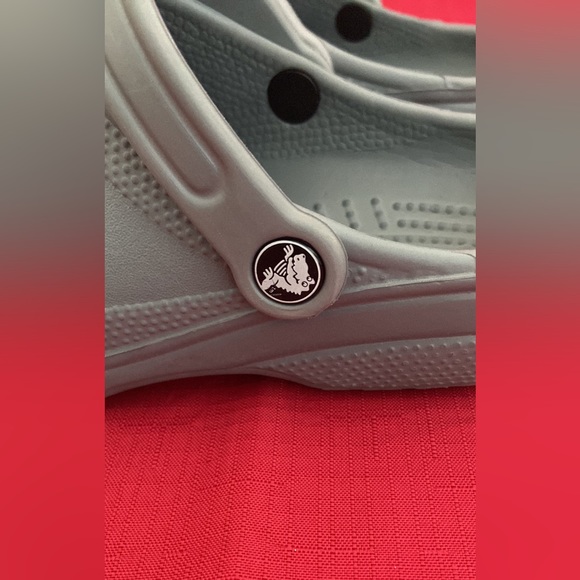 Crocs Women’s - Picture 3 of 3